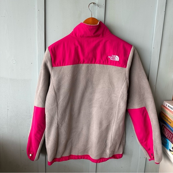 The North Face Denali Fuchsia and Grey Fleece Jacket - Picture 2 of 7